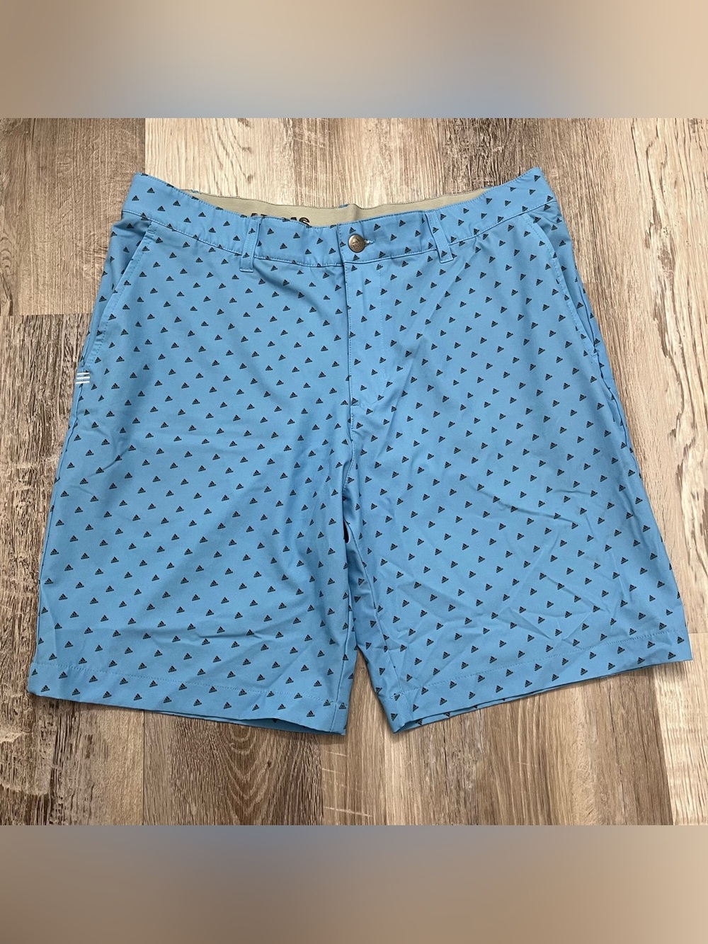 Adidas Shorts Men’s Size 34 All Over Print Golf Casual
